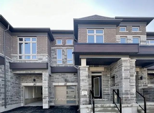 88 Tempel Street, Richmond Hill