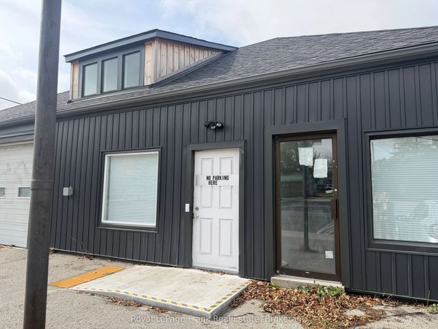 54 Main Street 1, Uxbridge