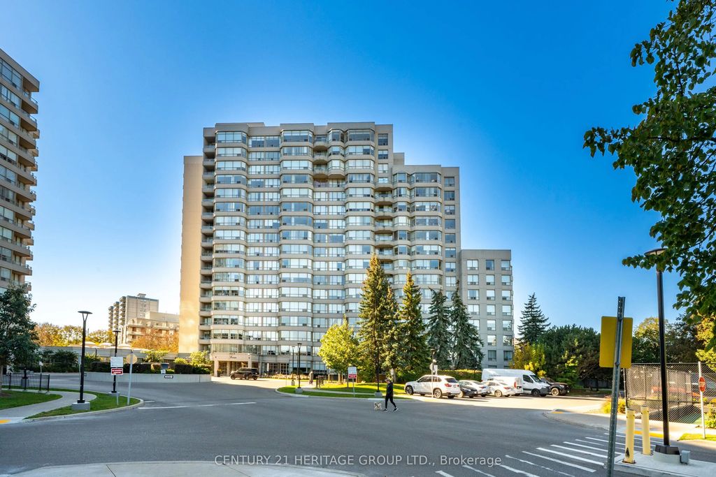 7 Townsgate Drive 1203, Vaughan