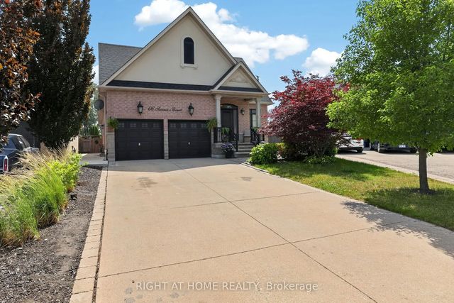 66 Sanremo Court, Vaughan
