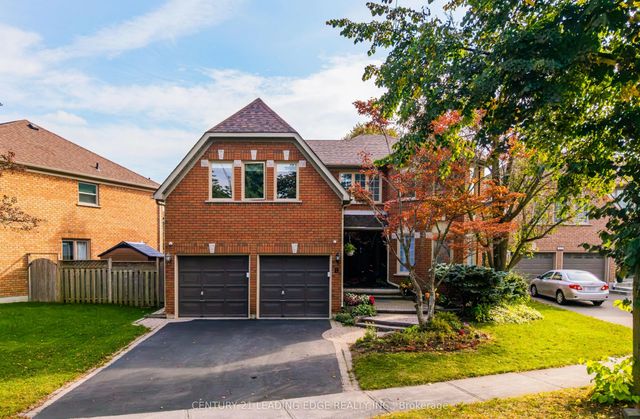 8 Mooreland Court, Markham