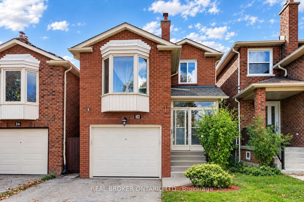 26 White Boulevard, Vaughan