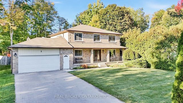 2 Amberglen Court, East Gwillimbury