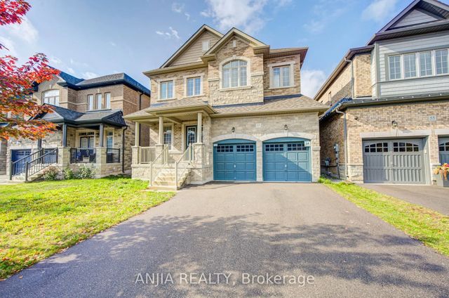 57 Betty May Crescent, East Gwillimbury