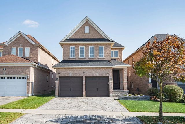 15 Mirando Street, Richmond Hill