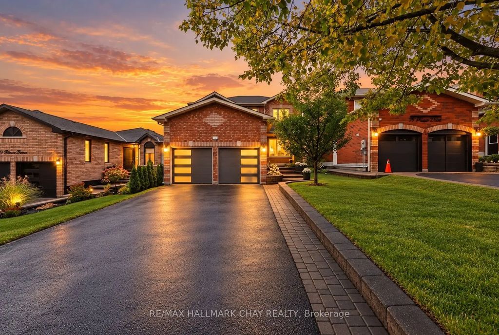 17 Prince Drive, Bradford West Gwillimbury