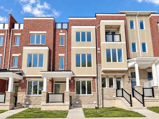 8 Avani Avenue, Markham