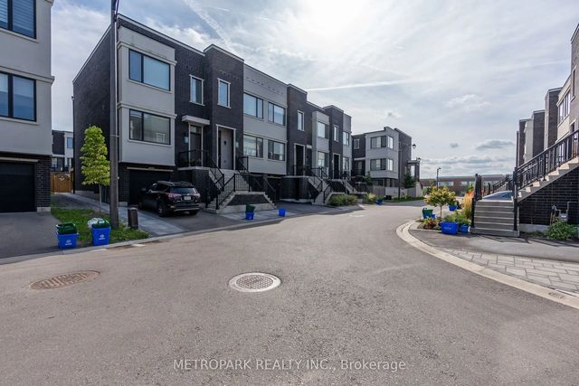 187 Sydney Circle, Vaughan