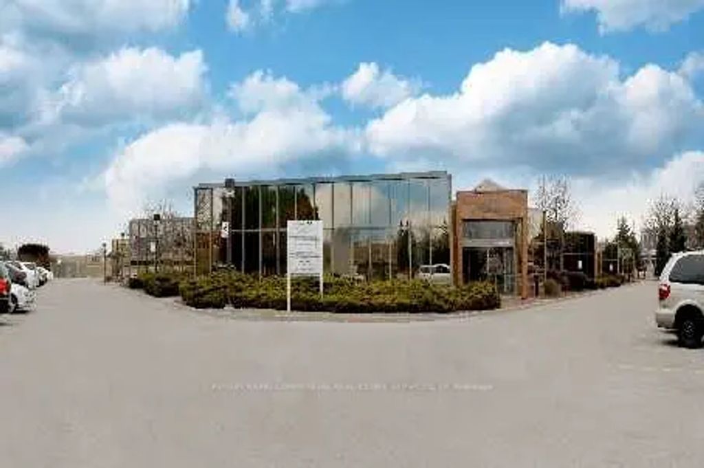 20 Valleywood Drive 111, Markham