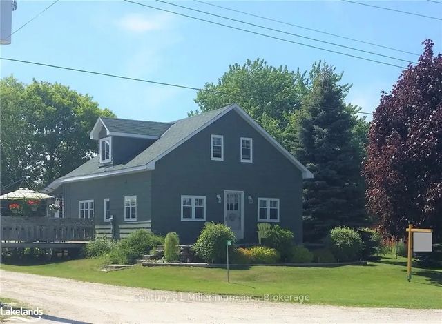 4352 124 County Road, Clearview