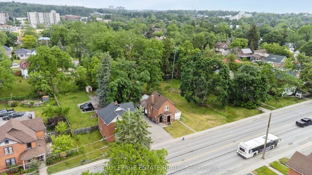 226 Dunlop Street W, Barrie
