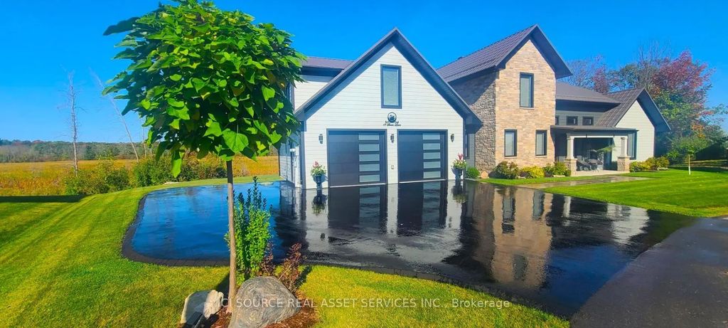 18 Swan Lane, Tay