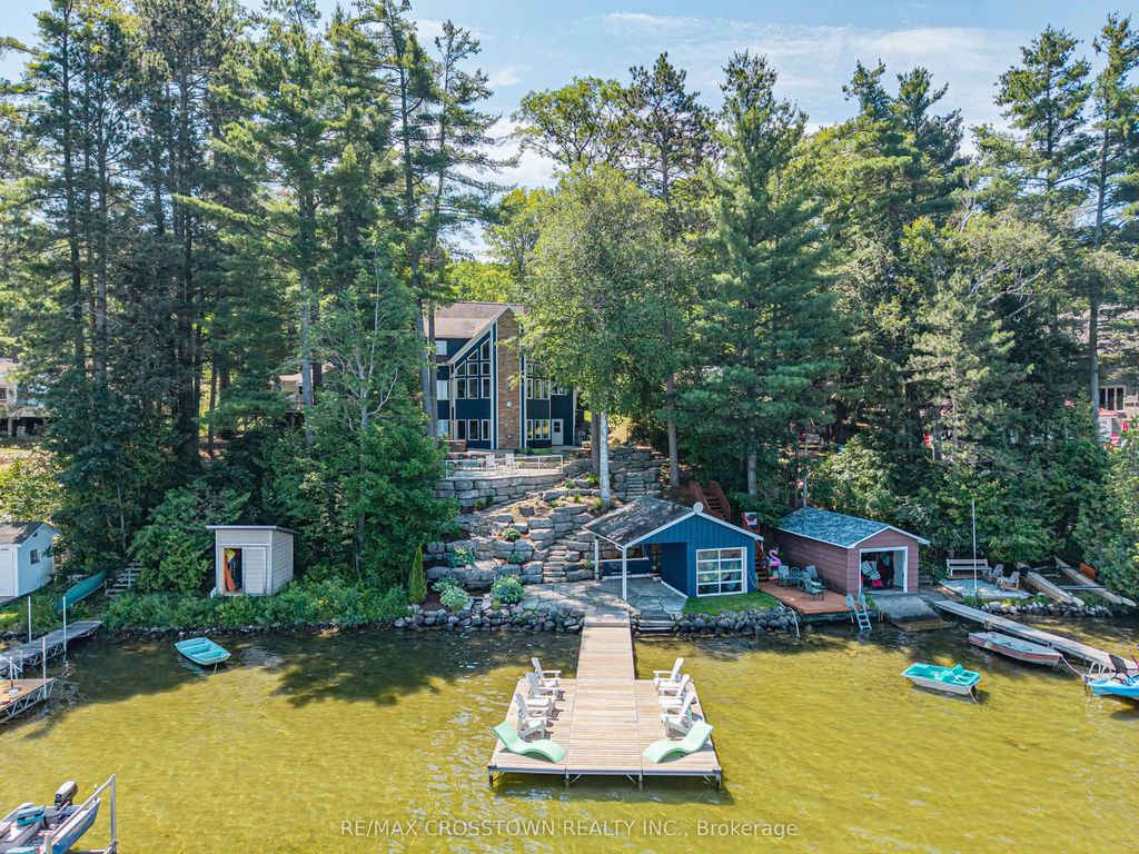 2240 South Orr Lake Road, Springwater