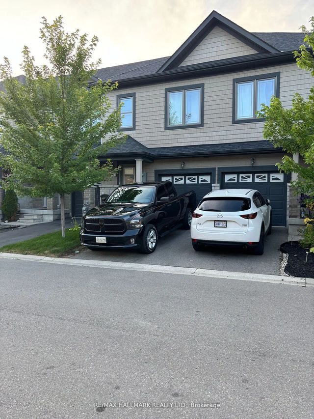 32 Deneb Road, Barrie