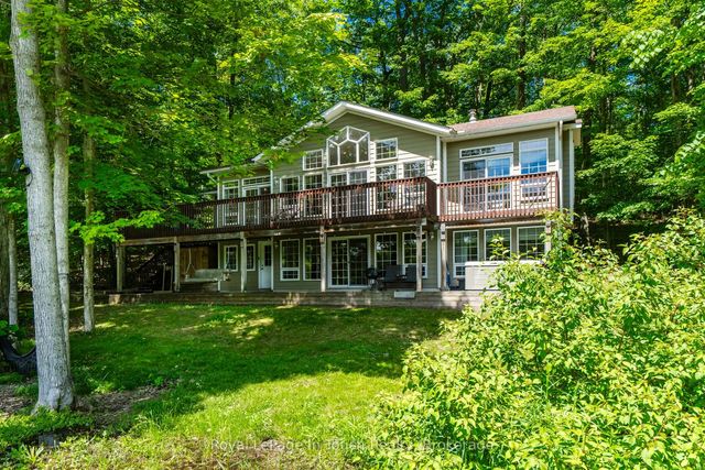 157 Farlain Lake Road W, Tiny