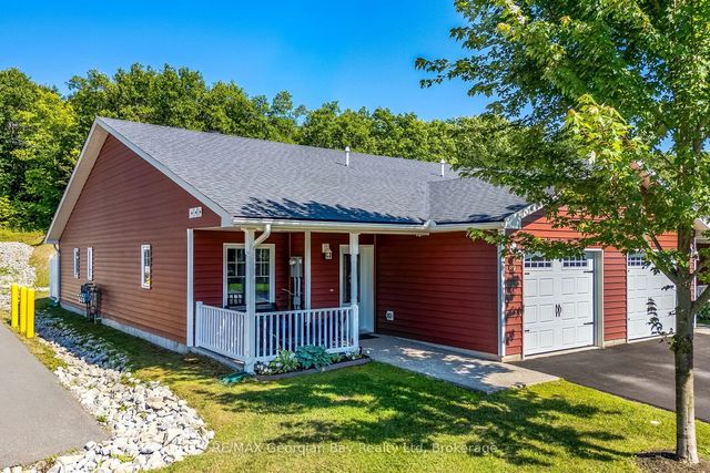 39 Chamberlain Crescent, Penetanguishene