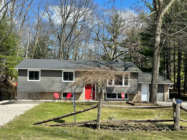 9 Frederick Drive, Wasaga Beach