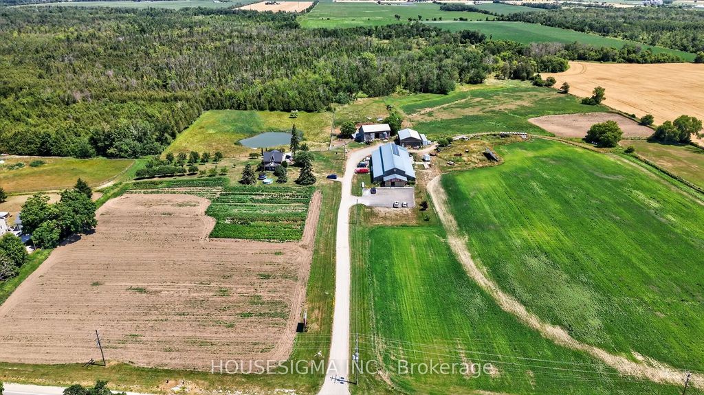 1617 42 County Road, Clearview