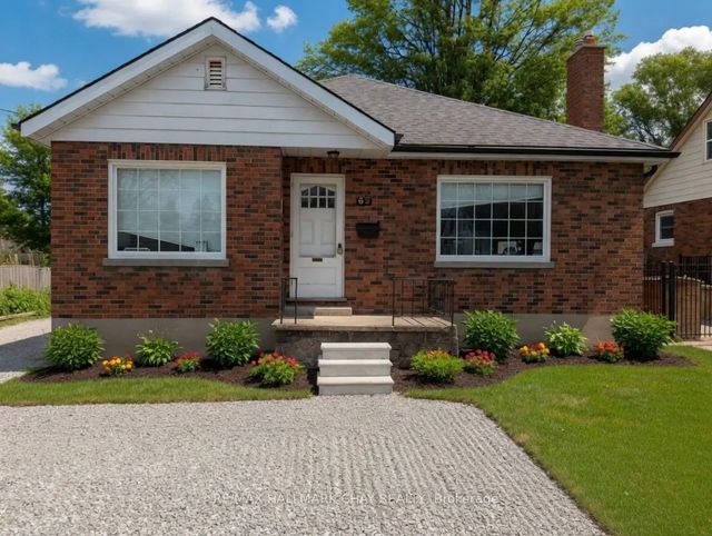 68 Drury Lane, Barrie