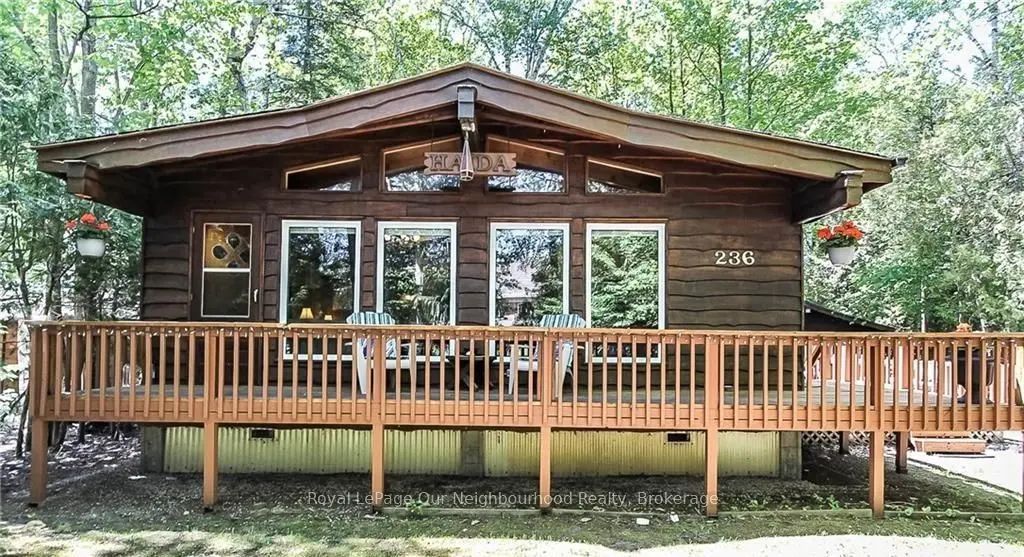 236 Zoo Park Road, Wasaga Beach