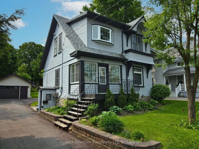 641 Bay Street, Midland