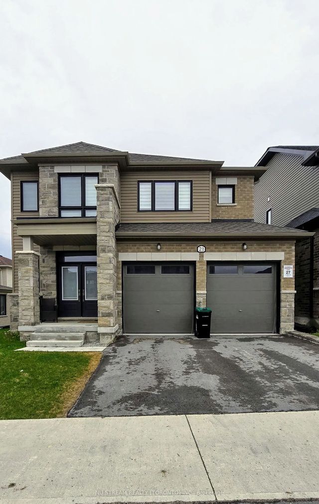 21 Abbey Crescent W, Barrie