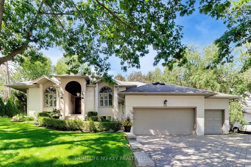 38 Castle Drive, Barrie