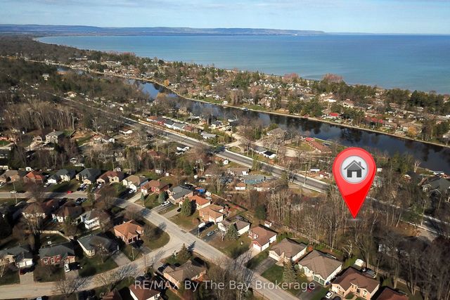 1459 River Road W, Wasaga Beach