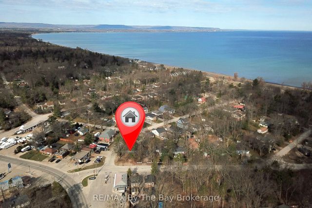 122 24th St N W/s Street, Wasaga Beach