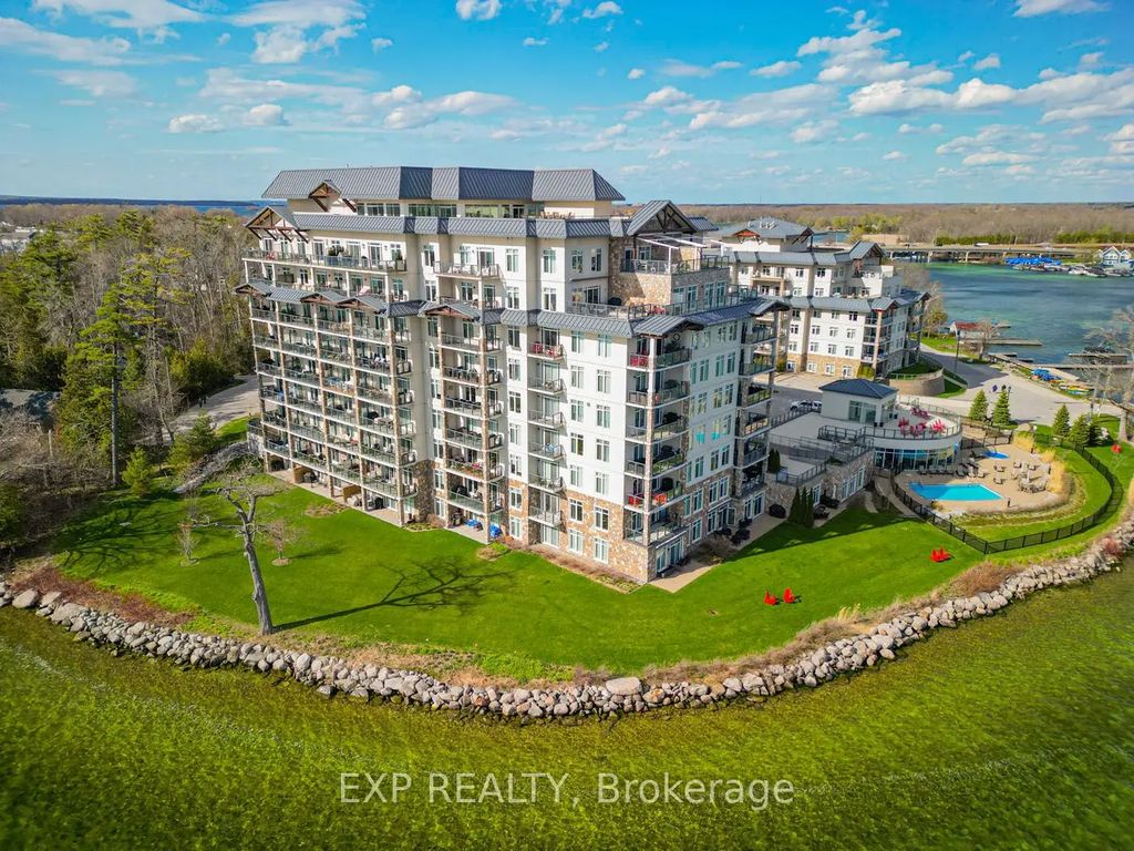 90 Orchard Point Road 401, Orillia