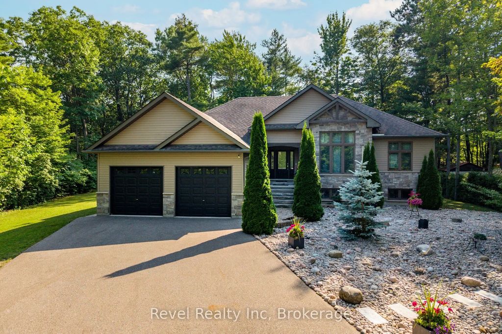 54 Vincent Circle, Tiny