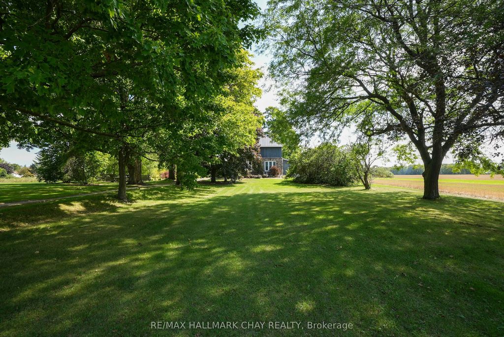 2473 Ronald Road, Springwater
