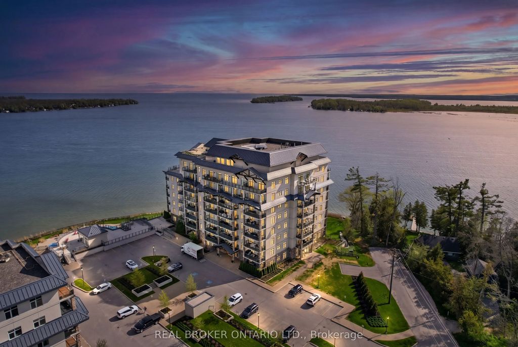 90 Orchard Point Road 207, Orillia