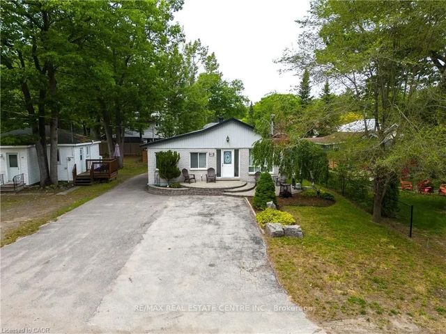 42 5th Lane, Wasaga Beach
