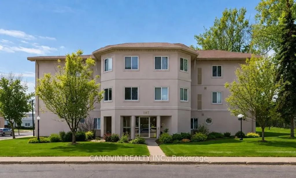 107 Bond Street 202, Orillia