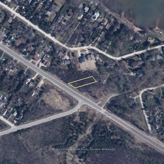 9742 Beachwood Road, Collingwood