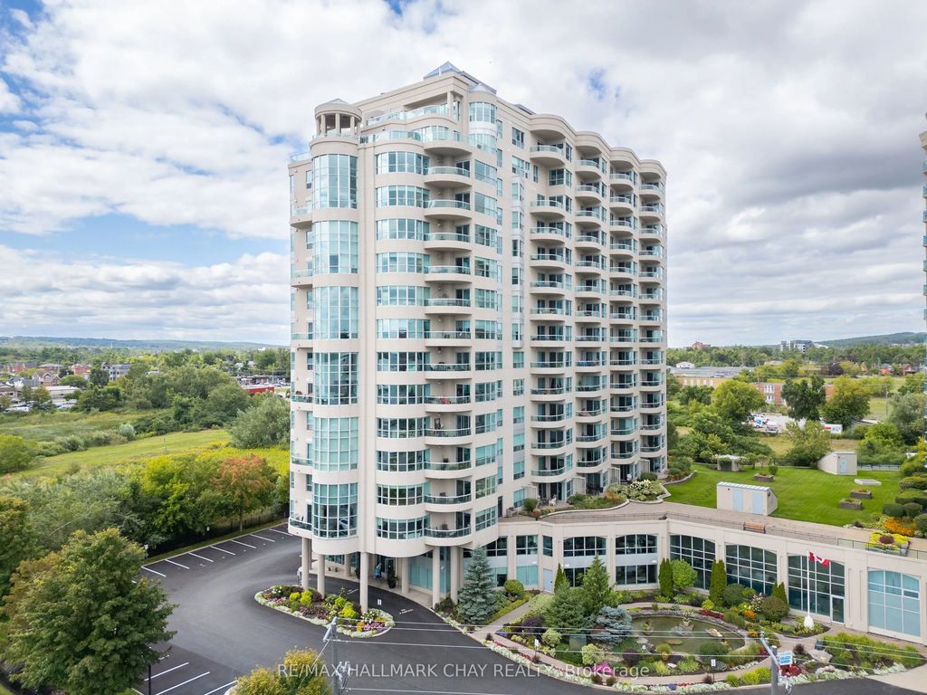 2 Toronto Street 310, Barrie