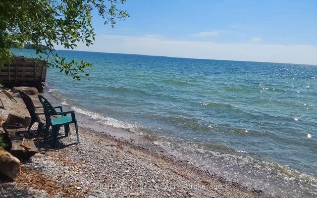 2323 Lakeshore Drive, Ramara
