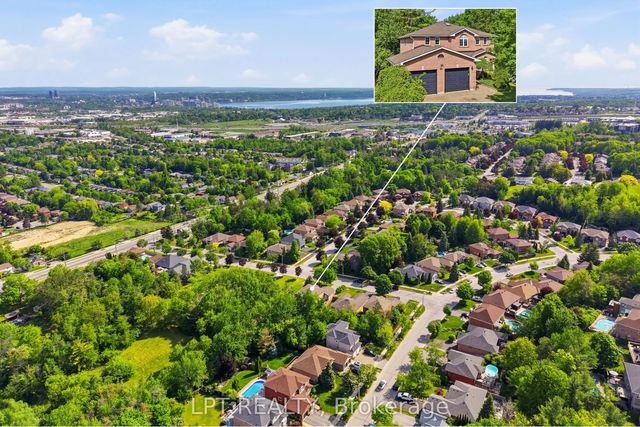 24 Snowshoe Trail, Barrie