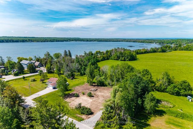 2322 North Orr Lake Road, Springwater