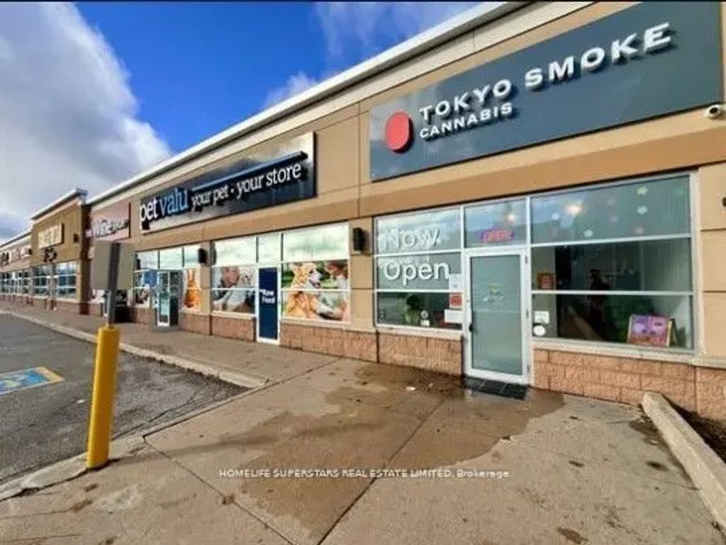 555 Essa Road 2, Barrie