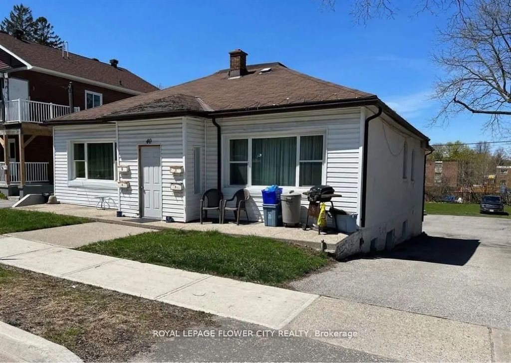 40 Penetang Street, Barrie