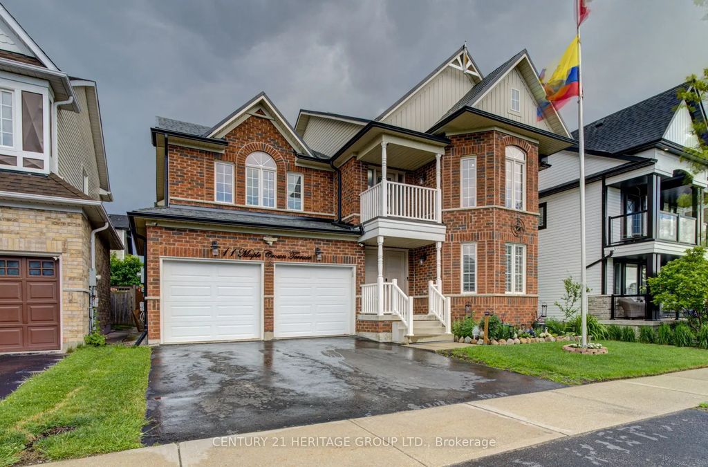 11 Maple Crown Terrace S, Barrie