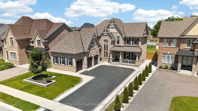 187 Trail Boulevard, Springwater