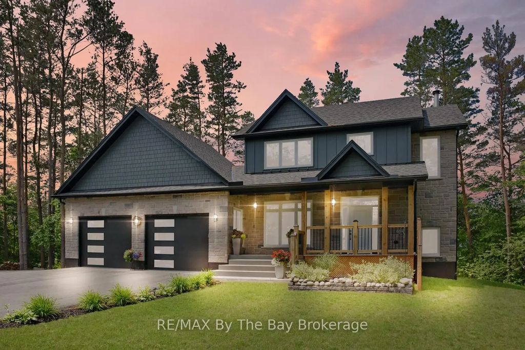 2946 92 County Road, Springwater