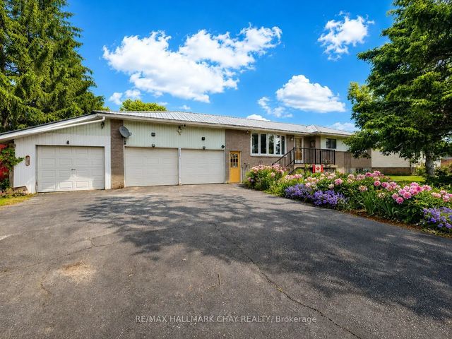 8315 93 Highway, Tiny