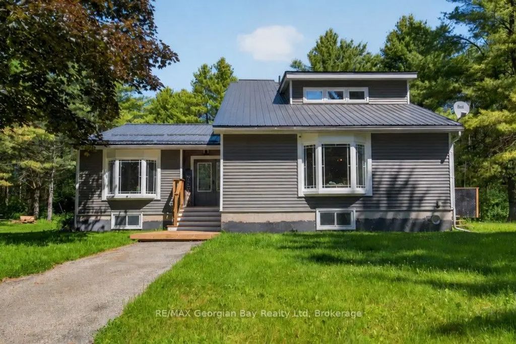 450 Ellerys Side Road, Tiny