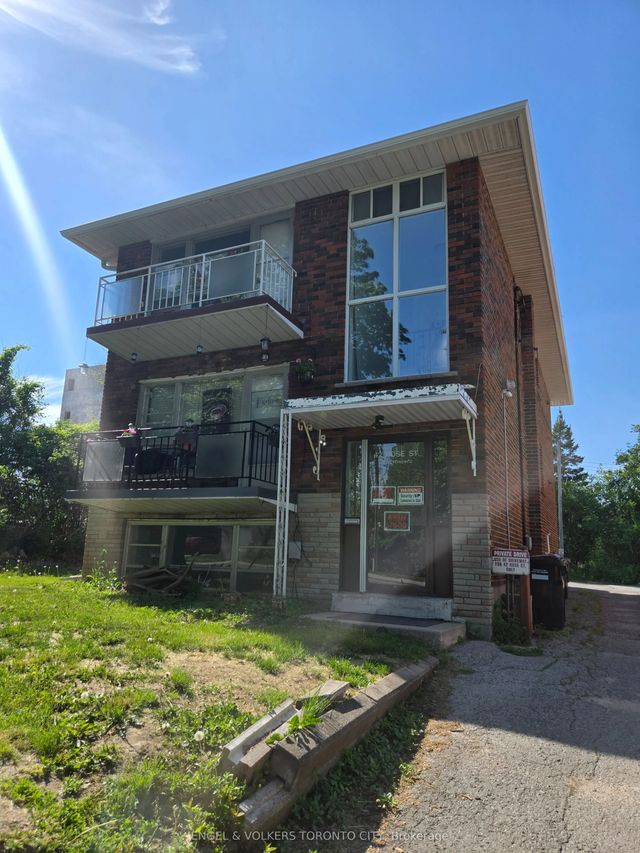 42 Rose Street 1, Barrie