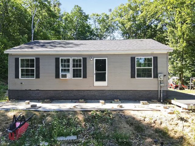927 Vindin Street, Midland