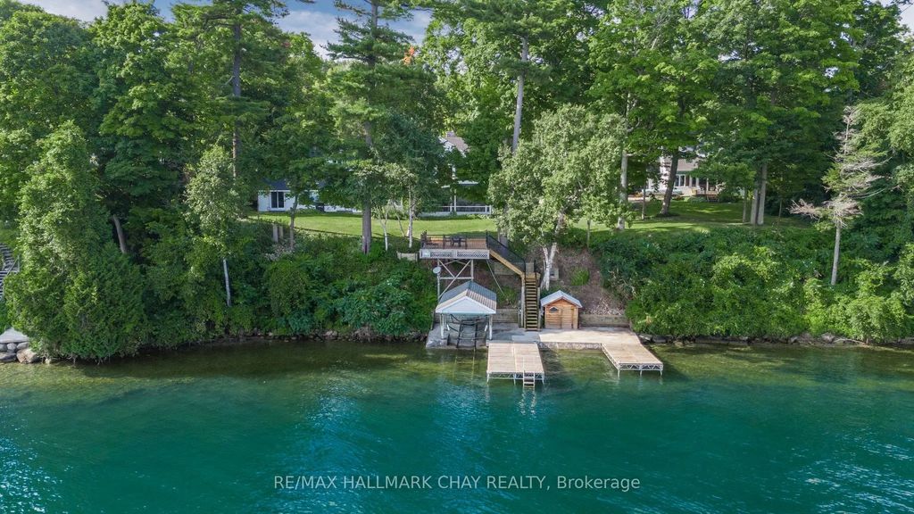 209 Bay Street, Oro-Medonte